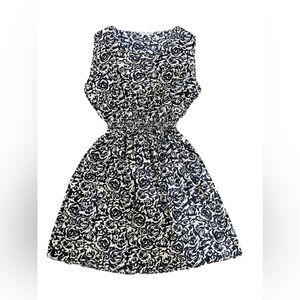 Liva Girl women’s XXL sleeveless lightweight floral dress, navy cream rose print